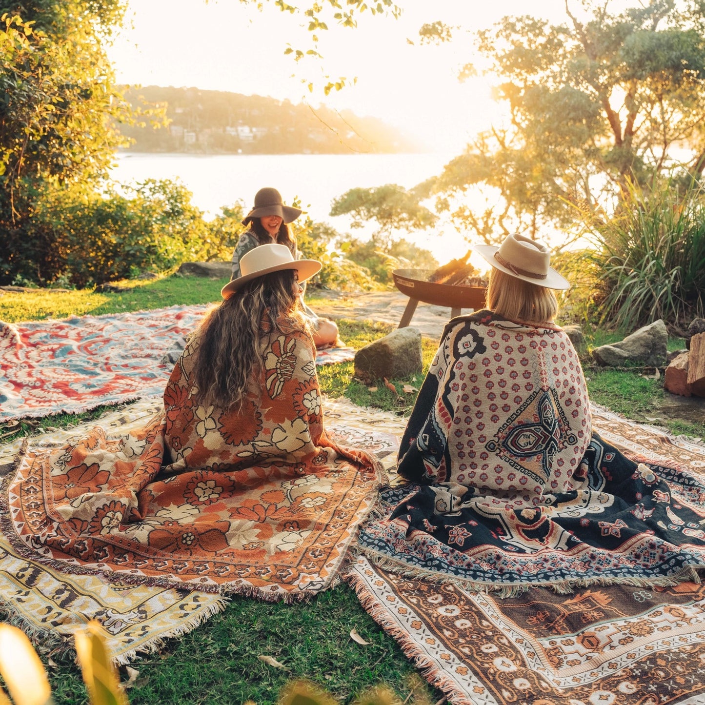 'penny Lane' Woven Picnic Rug/Throw - With Shoulder Strap